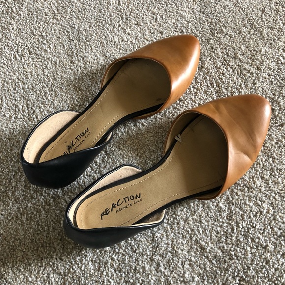 Black Tan Kenneth Cole Pointed Flats - Picture 1 of 5